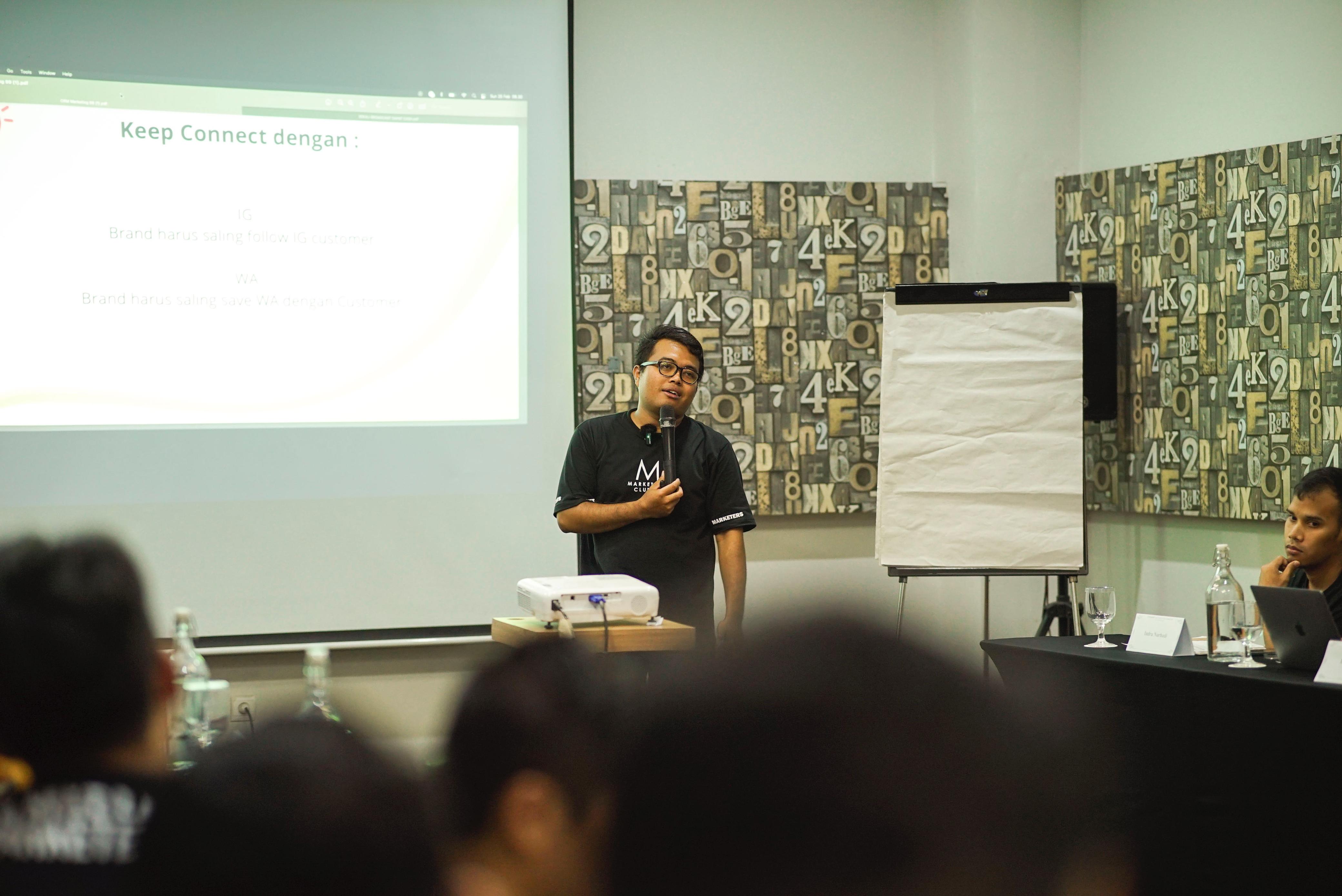 Omset Besar Tapi Habis di Komisi Marketplace: Kenapa WA Marketing Jadi Solusi yang Tidak Bisa Ditunda