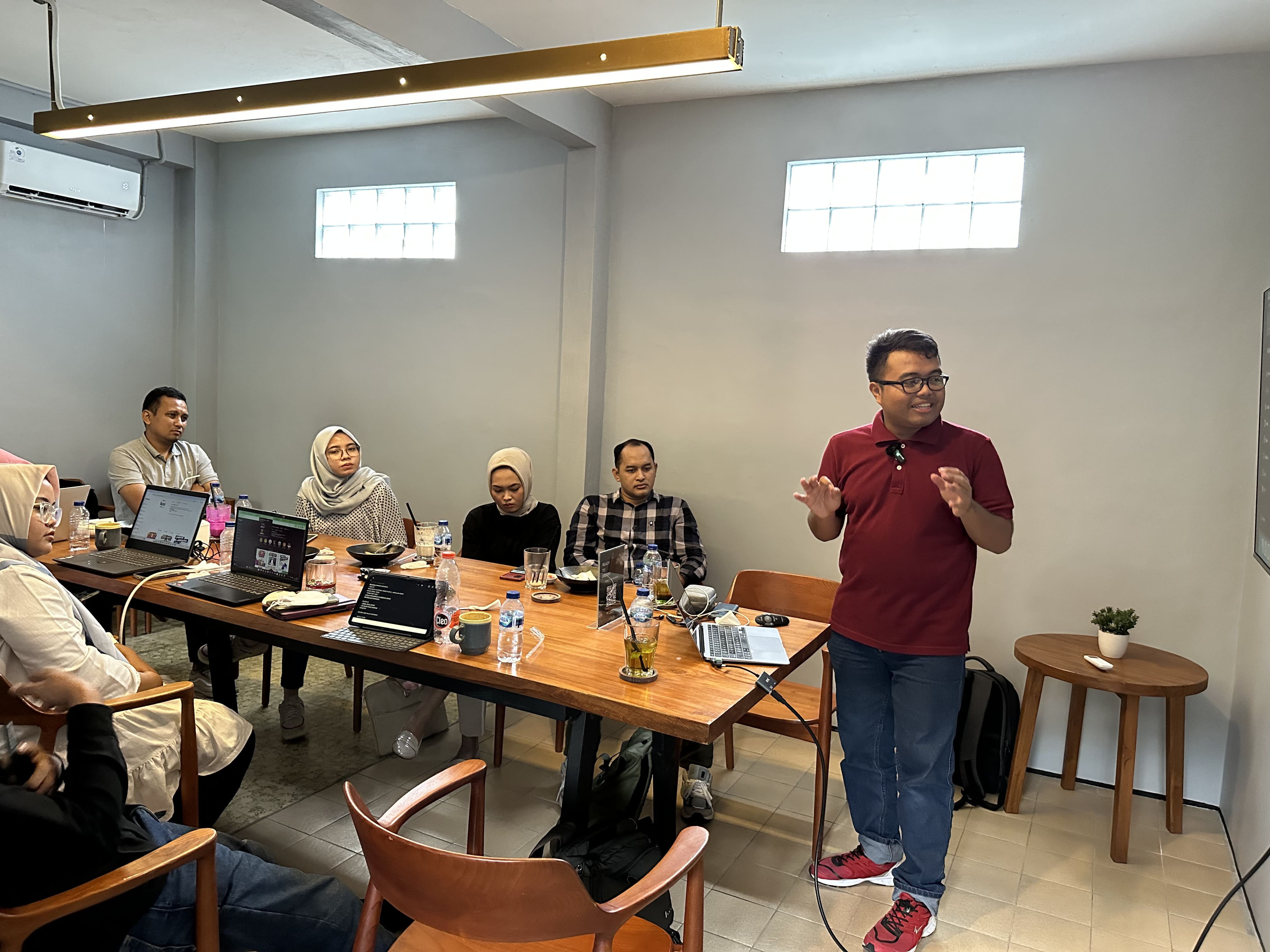 WA Marketing: Cara Mengubah Database Customer Menjadi Penjualan Tanpa Bergantung Marketplace